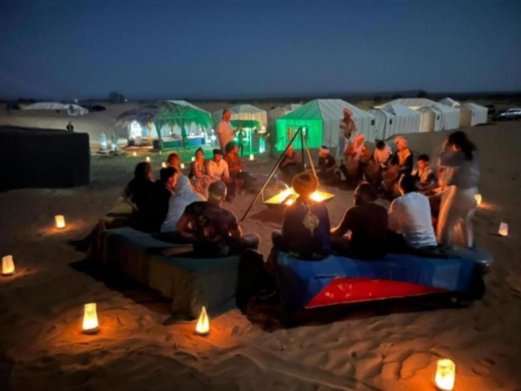 Desert Paradise Luxury Camp Merzouga Ngoại thất bức ảnh