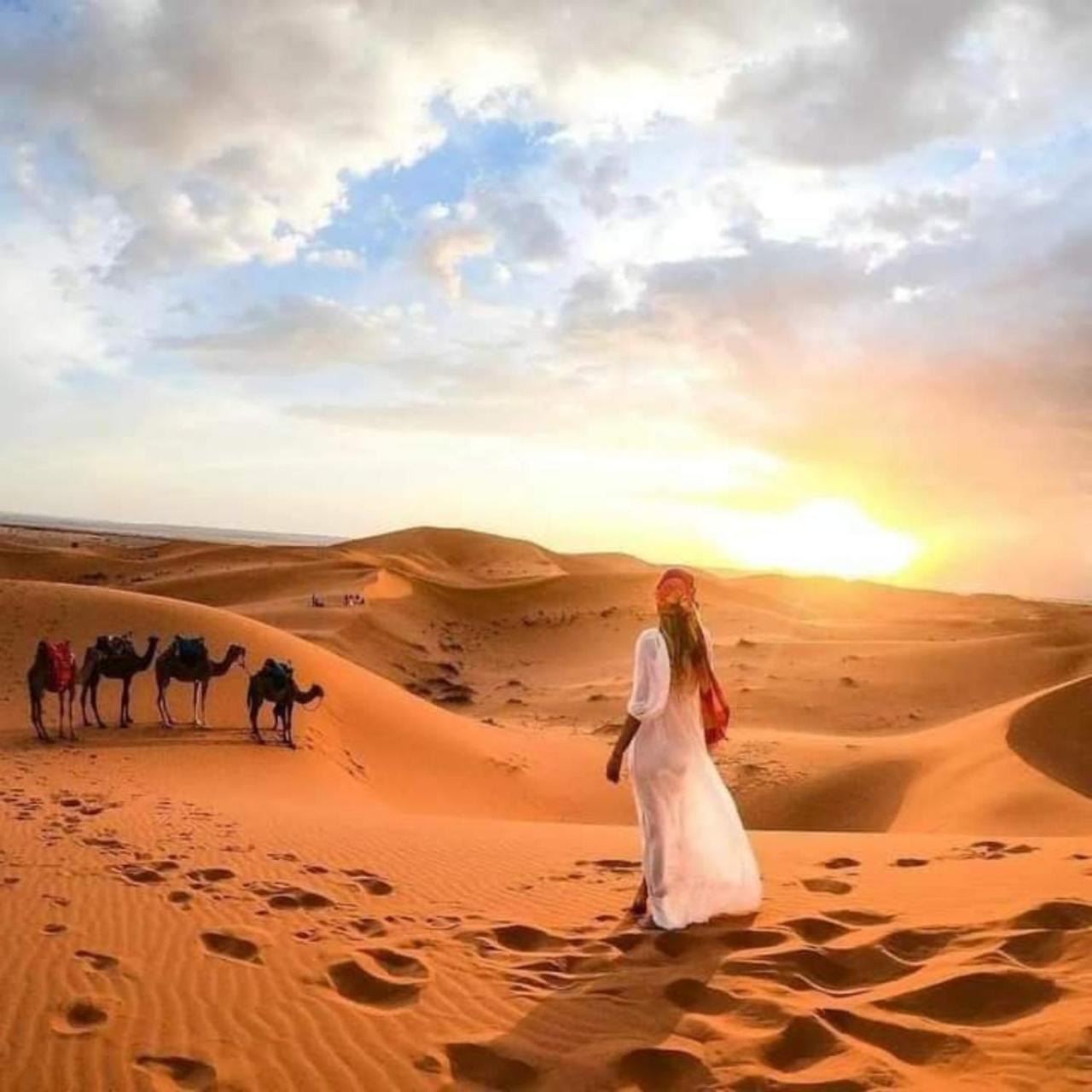 Desert Paradise Luxury Camp Merzouga Ngoại thất bức ảnh