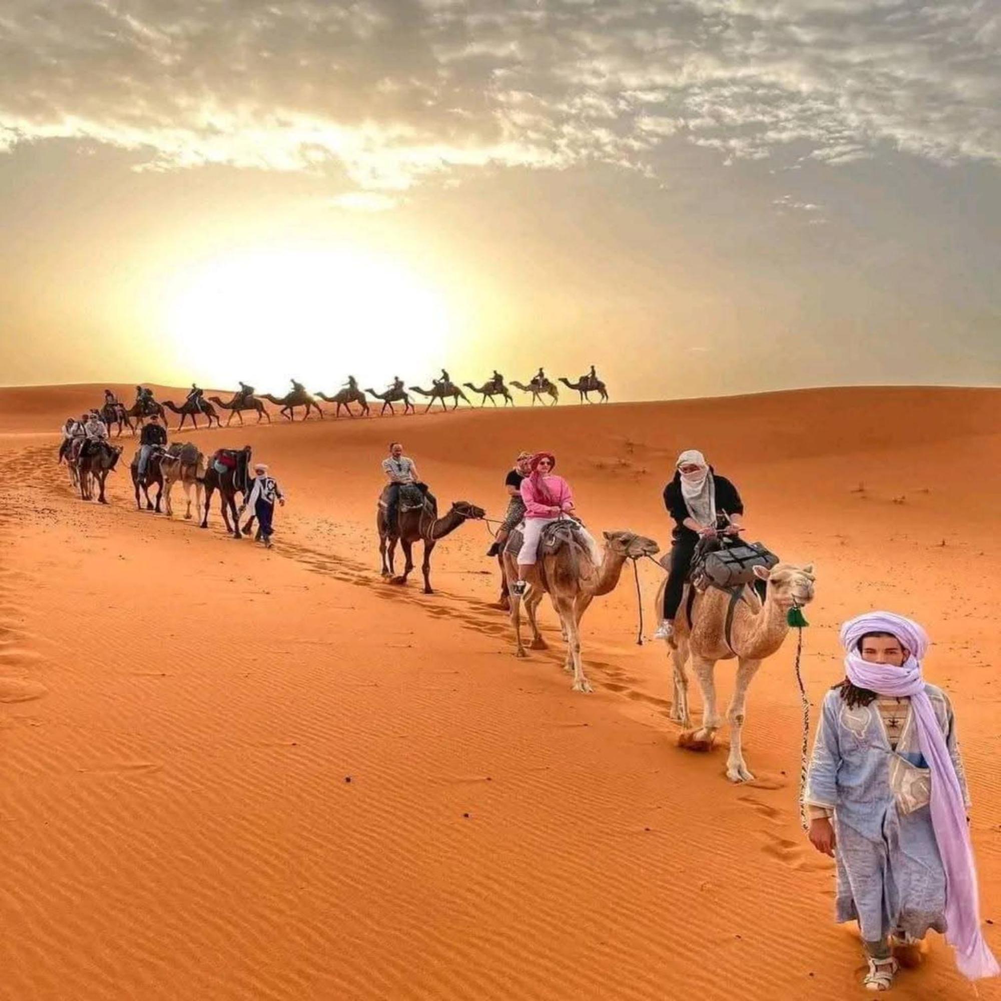 Desert Paradise Luxury Camp Merzouga Ngoại thất bức ảnh